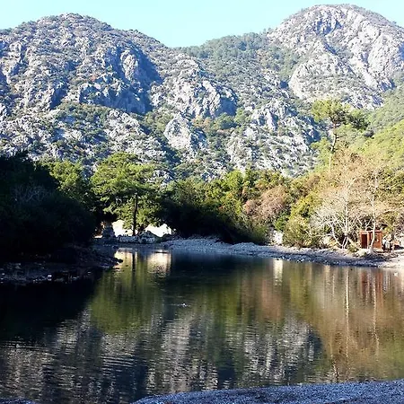 Gasthuis Papatya Bungalow 3*